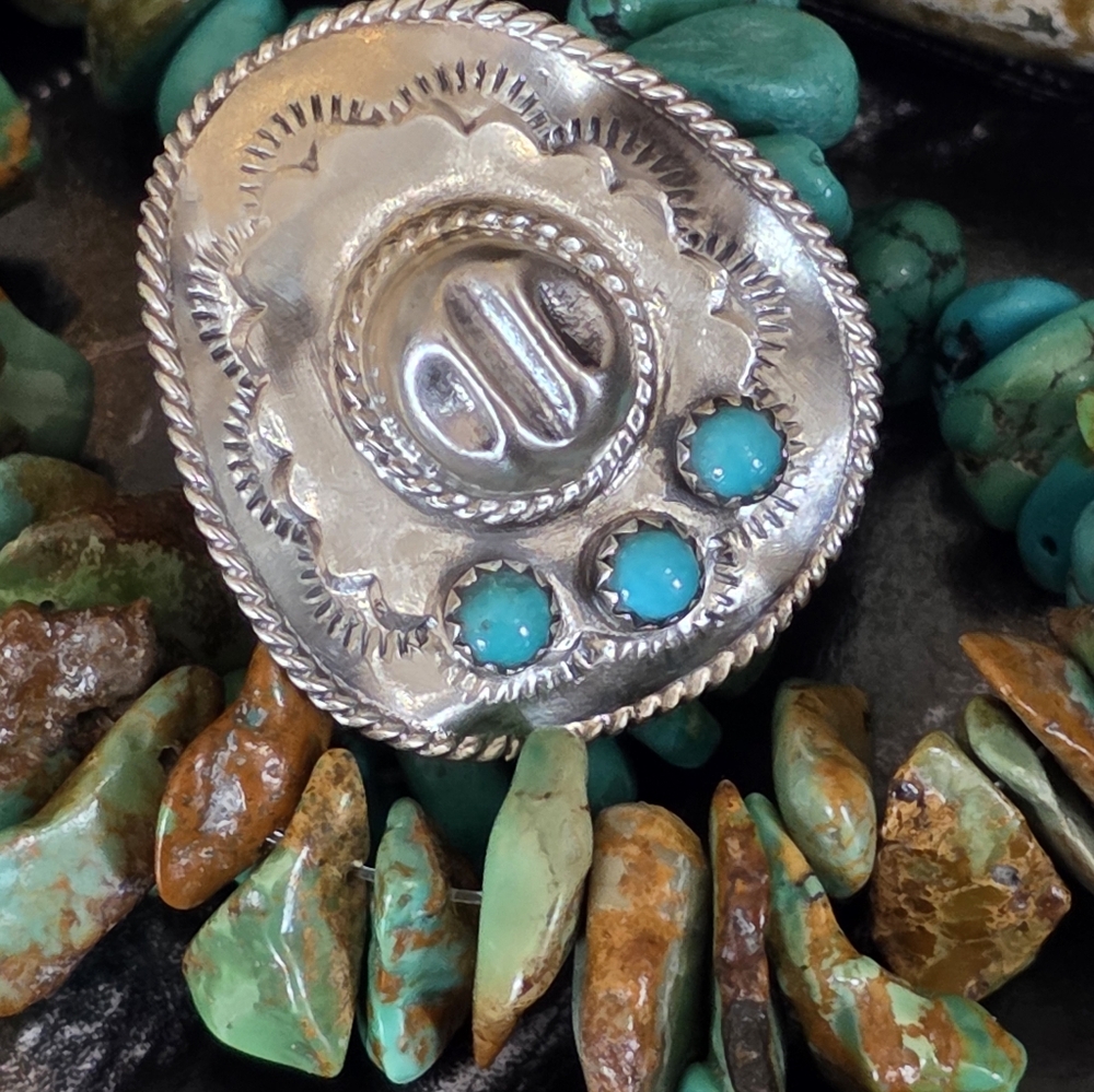 Sterling  Silver and Turquoise Cowgirl Hat Ring In Size 9 - Picture 14 of 15